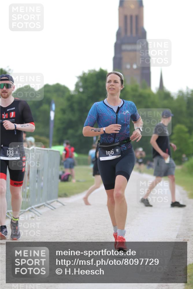 22.06.2025 - Viking Triathlon H.Heesch http://msf.ph/oto/8097729 22.06.2025 16:25:22 Laufen 133, 166 meine-sportfotos.de