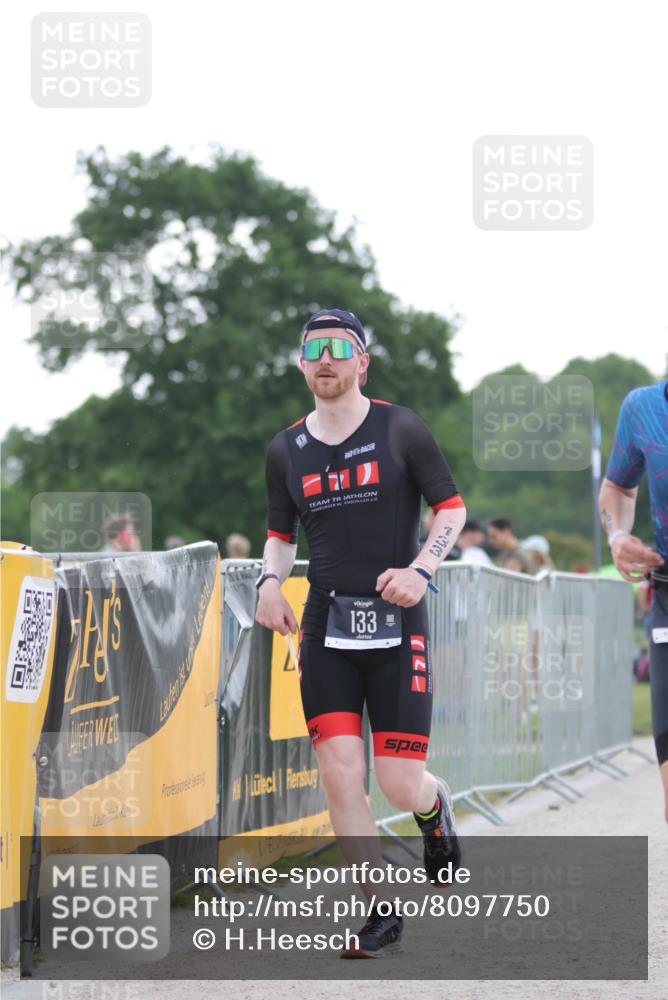 22.06.2025 - Viking Triathlon H.Heesch http://msf.ph/oto/8097750 22.06.2025 16:25:23 Laufen 133, 166 meine-sportfotos.de
