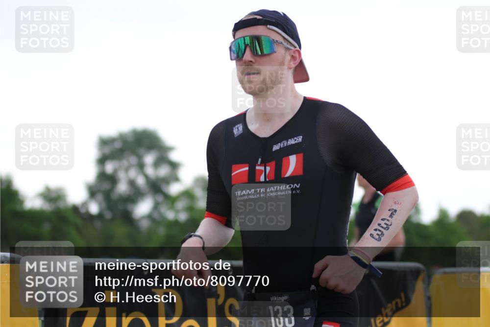 22.06.2025 - Viking Triathlon H.Heesch http://msf.ph/oto/8097770 22.06.2025 16:25:26 Laufen 133, 166 meine-sportfotos.de