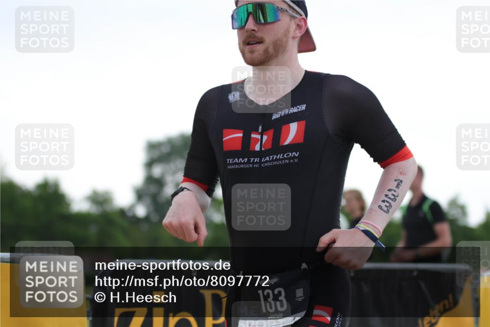 22.06.2025 - Viking Triathlon H.Heesch http://msf.ph/oto/8097772 22.06.2025 16:25:26 Laufen 133, 166 meine-sportfotos.de