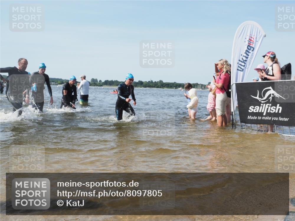 22.06.2025 - Viking Triathlon KatJ http://msf.ph/oto/8097805 22.06.2025 10:31:46 Schwimmen 87, 98, 99, 124, 125, 137, 158, 189, 224, 340, 350, 435, 507, 555, 658 meine-sportfotos.de