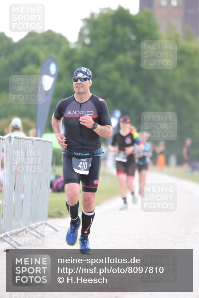 22.06.2025 - Viking Triathlon H.Heesch http://msf.ph/oto/8097810 22.06.2025 16:26:13 Laufen 410 meine-sportfotos.de