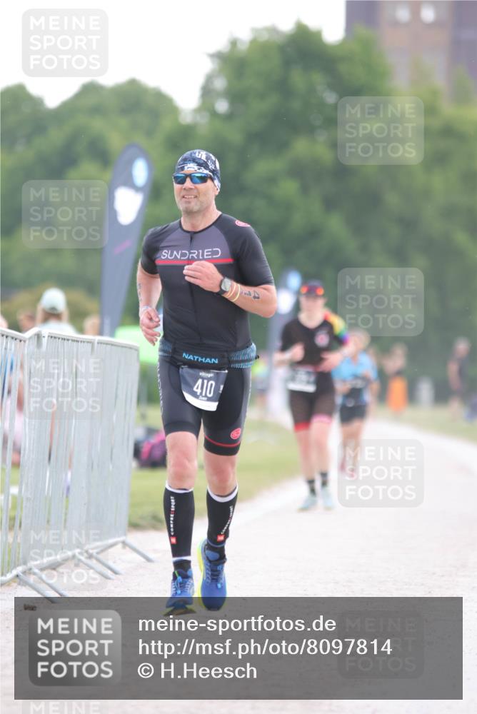 22.06.2025 - Viking Triathlon H.Heesch http://msf.ph/oto/8097814 22.06.2025 16:26:13 Laufen 410 meine-sportfotos.de