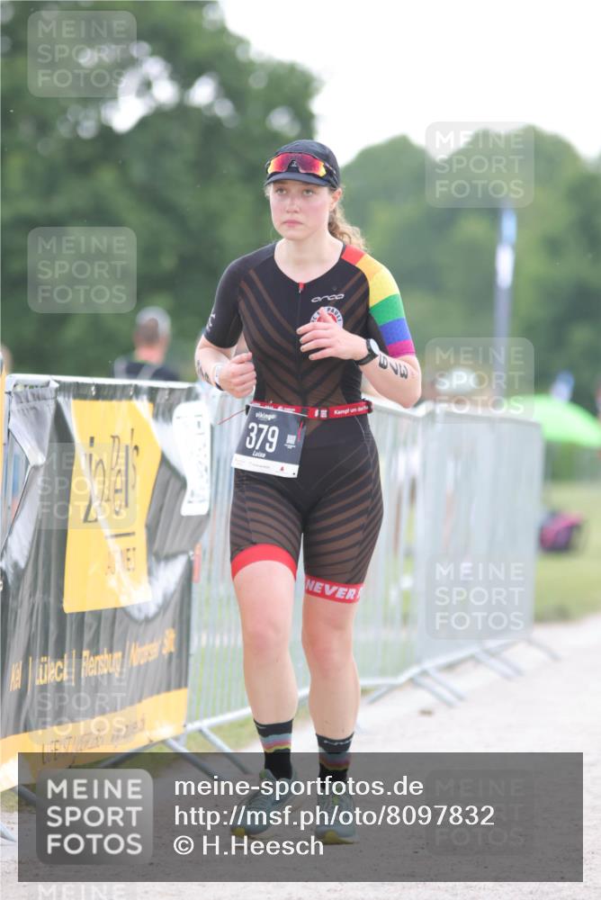 22.06.2025 - Viking Triathlon H.Heesch http://msf.ph/oto/8097832 22.06.2025 16:26:22 Laufen 379 meine-sportfotos.de