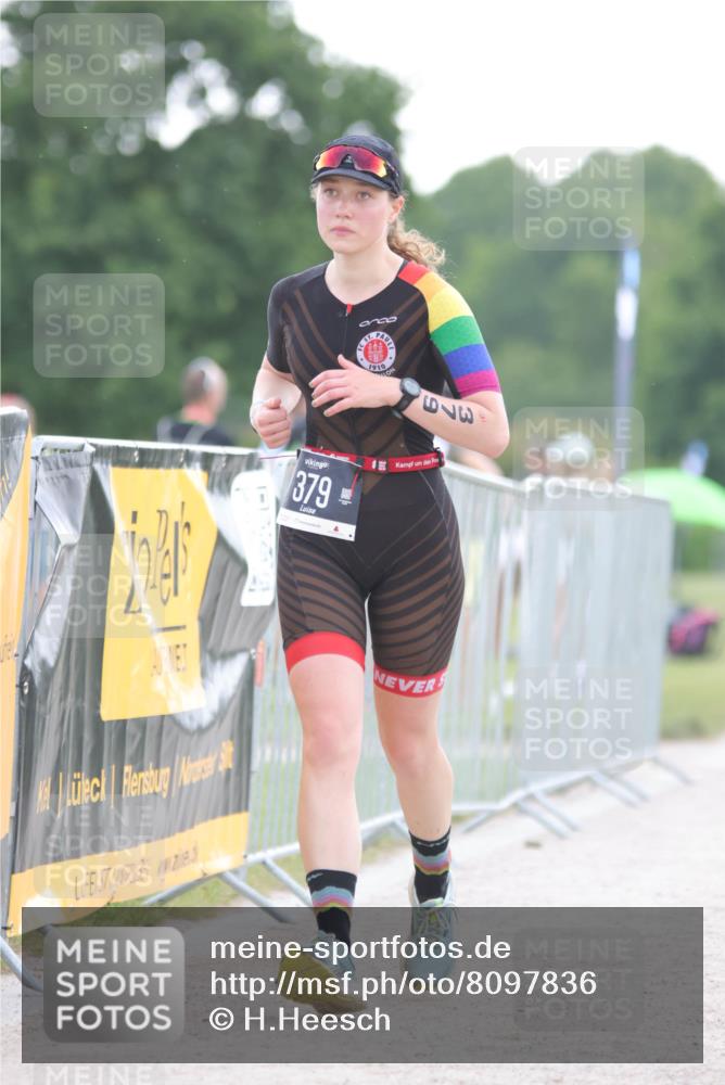 22.06.2025 - Viking Triathlon H.Heesch http://msf.ph/oto/8097836 22.06.2025 16:26:22 Laufen 379 meine-sportfotos.de