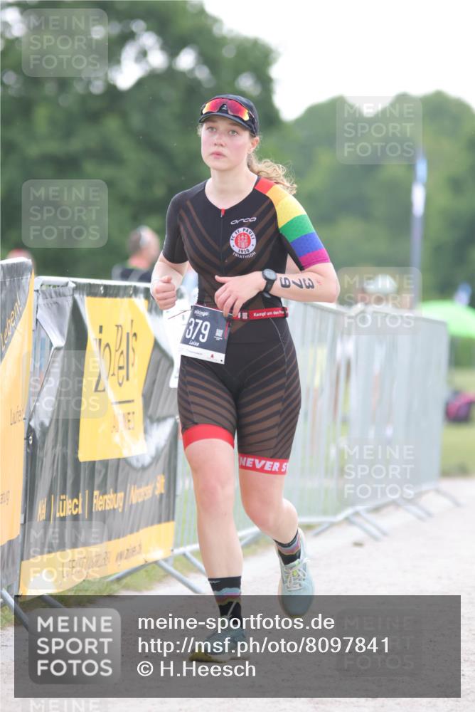 22.06.2025 - Viking Triathlon H.Heesch http://msf.ph/oto/8097841 22.06.2025 16:26:22 Laufen 379 meine-sportfotos.de