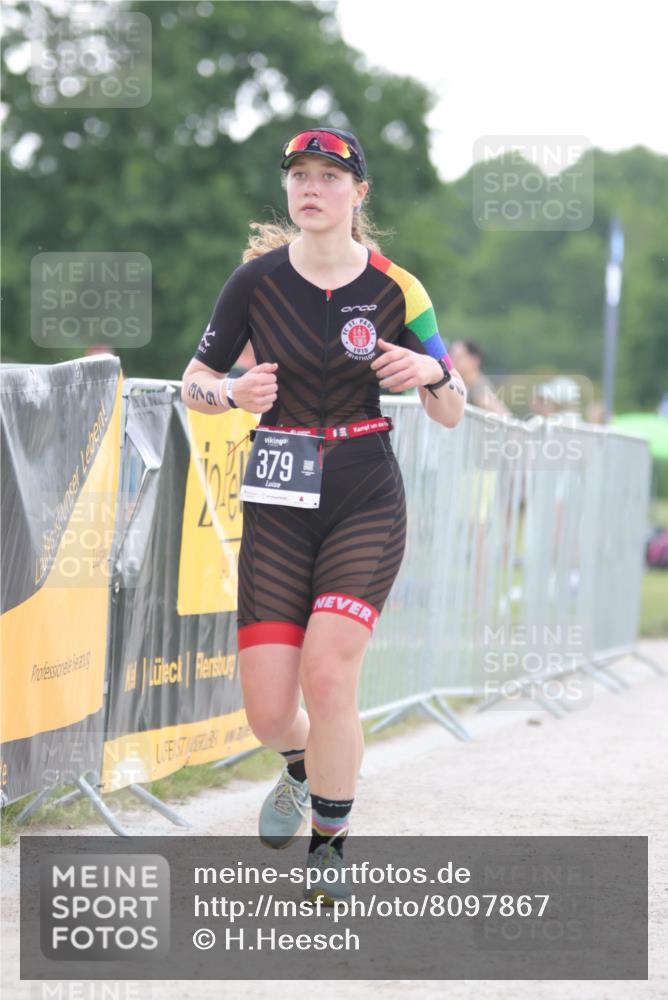22.06.2025 - Viking Triathlon H.Heesch http://msf.ph/oto/8097867 22.06.2025 16:26:23 Laufen 379 meine-sportfotos.de