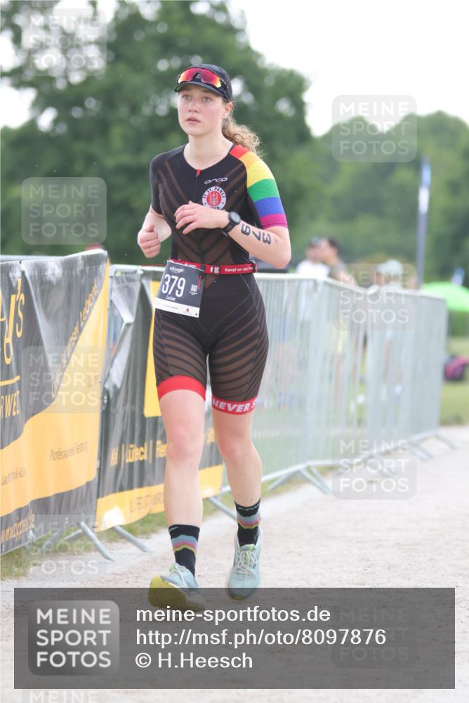 22.06.2025 - Viking Triathlon H.Heesch http://msf.ph/oto/8097876 22.06.2025 16:26:23 Laufen 379 meine-sportfotos.de