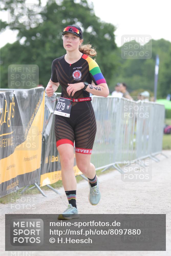 22.06.2025 - Viking Triathlon H.Heesch http://msf.ph/oto/8097880 22.06.2025 16:26:23 Laufen 379 meine-sportfotos.de
