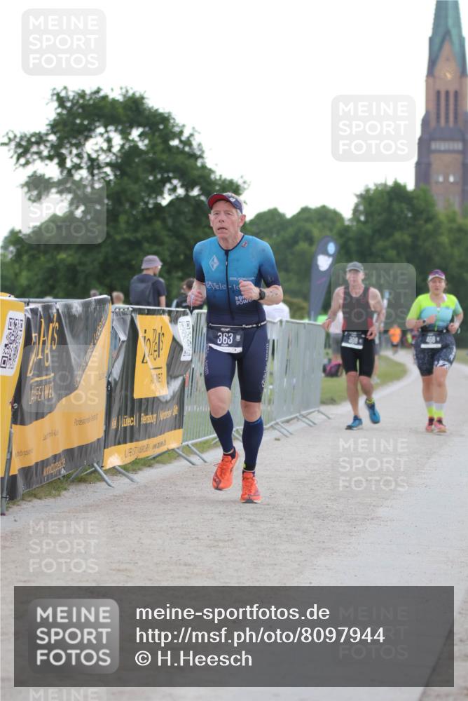 22.06.2025 - Viking Triathlon H.Heesch http://msf.ph/oto/8097944 22.06.2025 16:27:00 Laufen 308, 363, 468 meine-sportfotos.de
