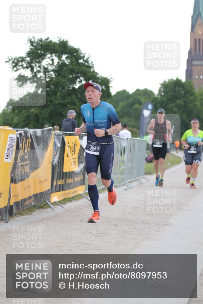 22.06.2025 - Viking Triathlon H.Heesch http://msf.ph/oto/8097953 22.06.2025 16:27:01 Laufen 308, 363, 468 meine-sportfotos.de