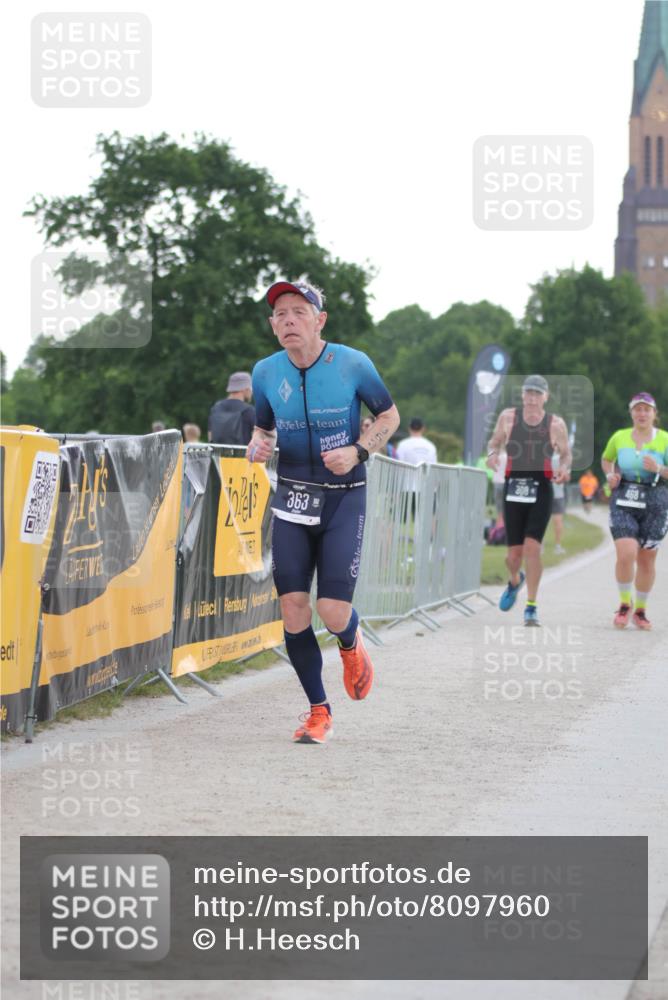 22.06.2025 - Viking Triathlon H.Heesch http://msf.ph/oto/8097960 22.06.2025 16:27:01 Laufen 308, 363, 468 meine-sportfotos.de