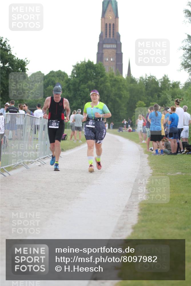 22.06.2025 - Viking Triathlon H.Heesch http://msf.ph/oto/8097982 22.06.2025 16:27:02 Laufen 308, 363, 468 meine-sportfotos.de