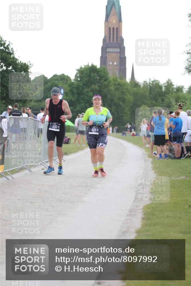 22.06.2025 - Viking Triathlon H.Heesch http://msf.ph/oto/8097992 22.06.2025 16:27:02 Laufen 308, 363, 468 meine-sportfotos.de
