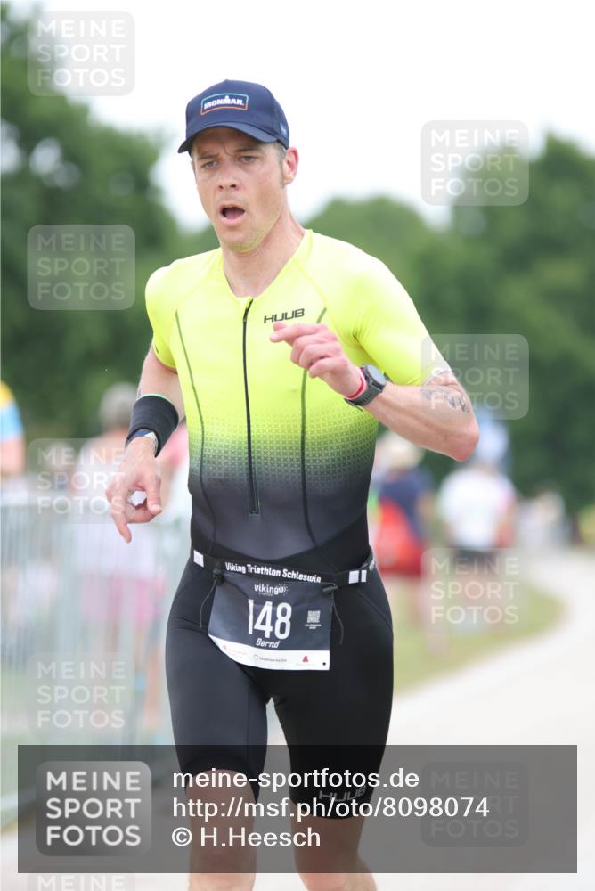 22.06.2025 - Viking Triathlon H.Heesch http://msf.ph/oto/8098074 22.06.2025 15:36:33 Laufen 148 meine-sportfotos.de
