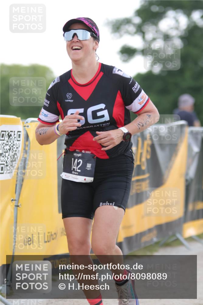 22.06.2025 - Viking Triathlon H.Heesch http://msf.ph/oto/8098089 22.06.2025 16:27:28 Laufen 142 meine-sportfotos.de
