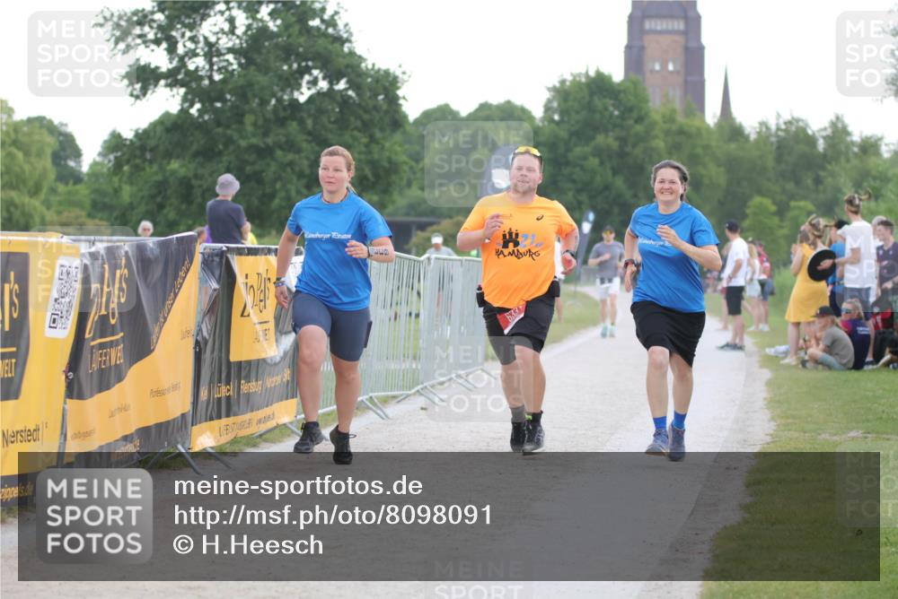 22.06.2025 - Viking Triathlon H.Heesch http://msf.ph/oto/8098091 22.06.2025 16:27:35 Laufen 633 meine-sportfotos.de