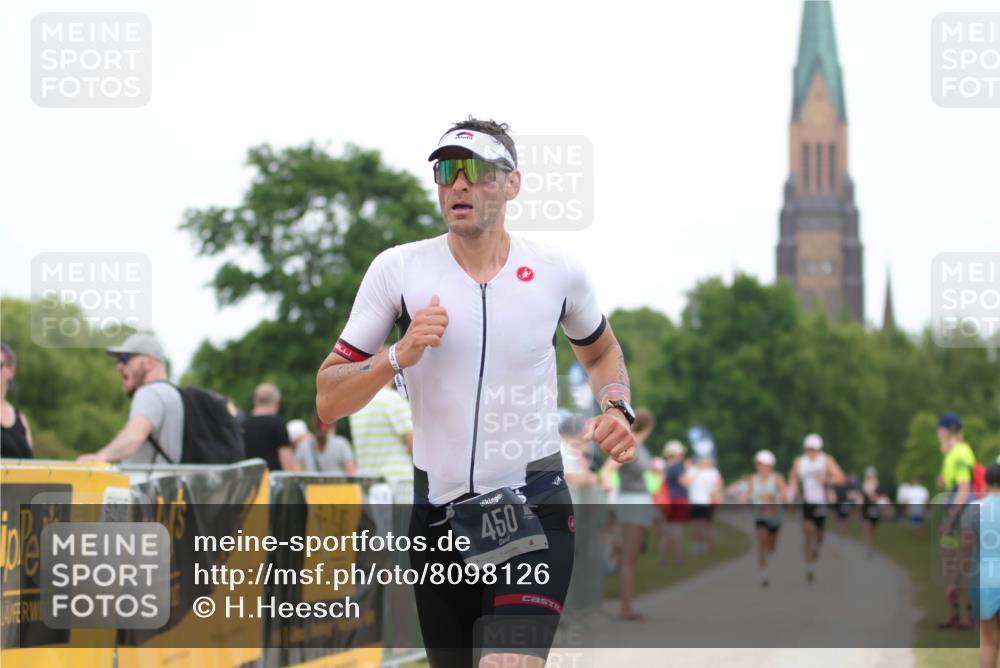 22.06.2025 - Viking Triathlon H.Heesch http://msf.ph/oto/8098126 22.06.2025 15:36:45 Laufen 450, 480, 659 meine-sportfotos.de
