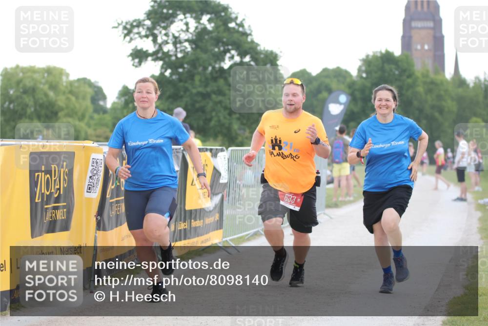 22.06.2025 - Viking Triathlon H.Heesch http://msf.ph/oto/8098140 22.06.2025 16:27:36 Laufen 633 meine-sportfotos.de