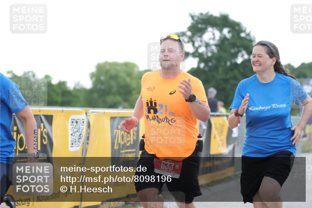 22.06.2025 - Viking Triathlon H.Heesch http://msf.ph/oto/8098196 22.06.2025 16:27:37 Laufen 633 meine-sportfotos.de