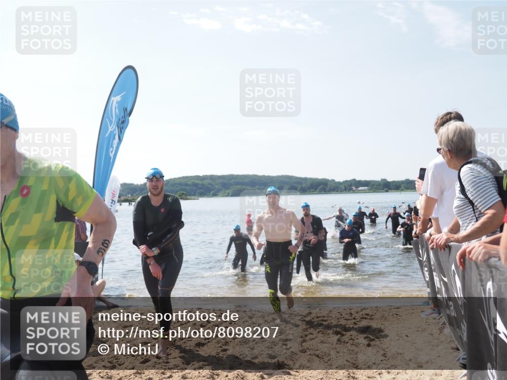 22.06.2025 - Viking Triathlon MichiJ http://msf.ph/oto/8098207 22.06.2025 10:43:14 Schwimmen 31, 109, 110, 115, 128, 167, 186, 328, 358, 483, 489 meine-sportfotos.de
