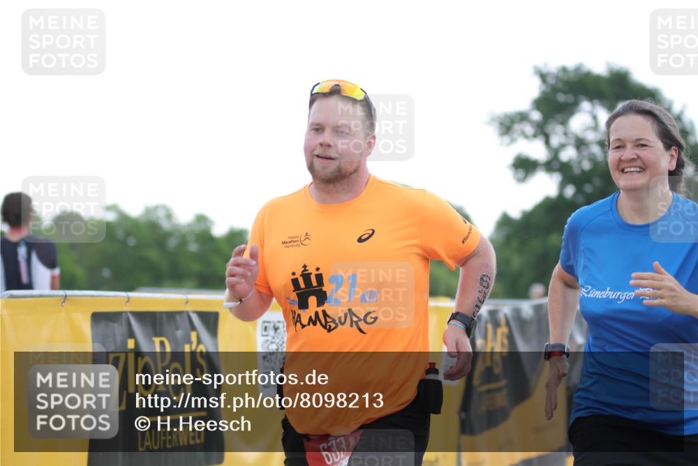 22.06.2025 - Viking Triathlon H.Heesch http://msf.ph/oto/8098213 22.06.2025 16:27:37 Laufen 633 meine-sportfotos.de