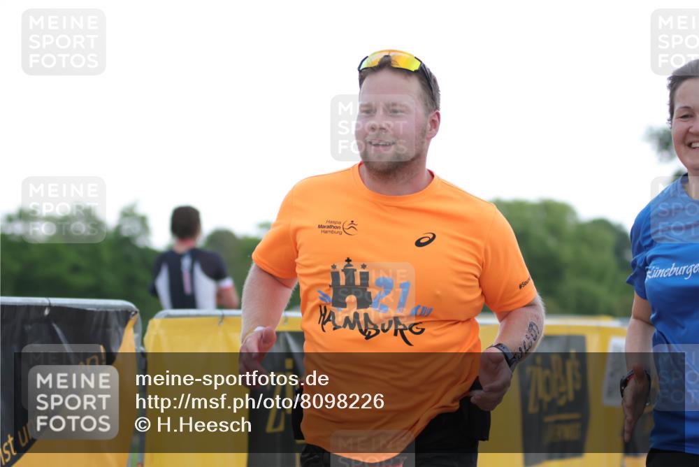 22.06.2025 - Viking Triathlon H.Heesch http://msf.ph/oto/8098226 22.06.2025 16:27:37 Laufen 633 meine-sportfotos.de