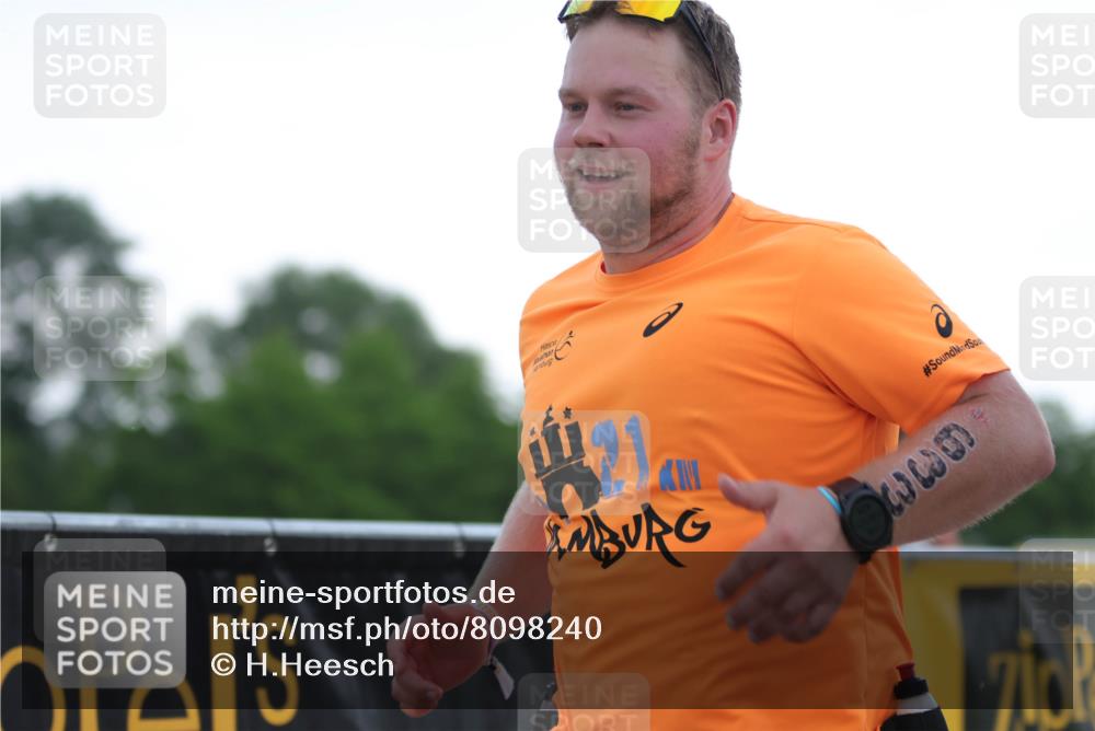 22.06.2025 - Viking Triathlon H.Heesch http://msf.ph/oto/8098240 22.06.2025 16:27:38 Laufen 633 meine-sportfotos.de