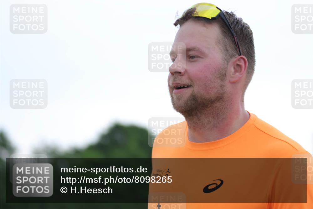 22.06.2025 - Viking Triathlon H.Heesch http://msf.ph/oto/8098265 22.06.2025 16:27:38 Laufen 633 meine-sportfotos.de