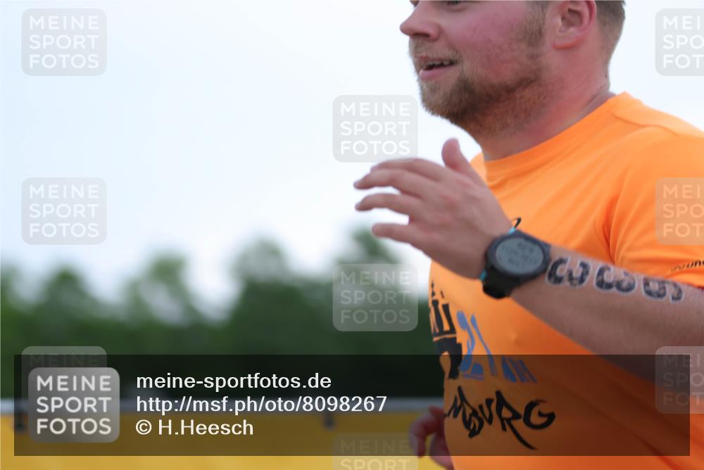 22.06.2025 - Viking Triathlon H.Heesch http://msf.ph/oto/8098267 22.06.2025 16:27:38 Laufen 633 meine-sportfotos.de