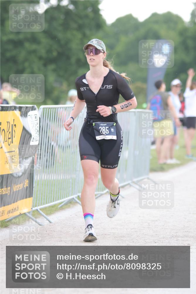22.06.2025 - Viking Triathlon H.Heesch http://msf.ph/oto/8098325 22.06.2025 16:27:49 Laufen 31, 285 meine-sportfotos.de