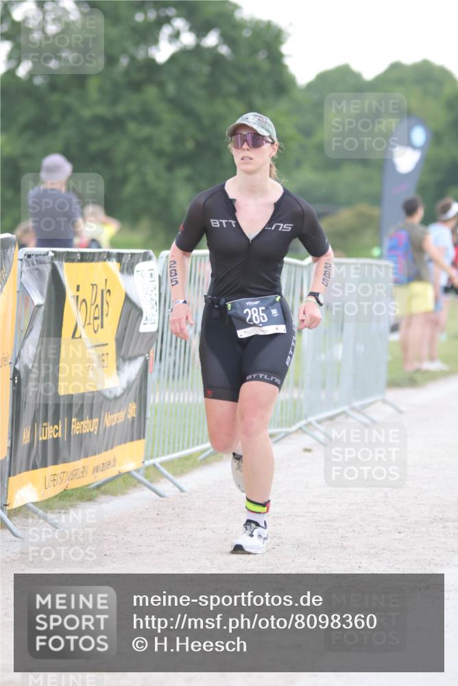 22.06.2025 - Viking Triathlon H.Heesch http://msf.ph/oto/8098360 22.06.2025 16:27:50 Laufen 31, 285 meine-sportfotos.de