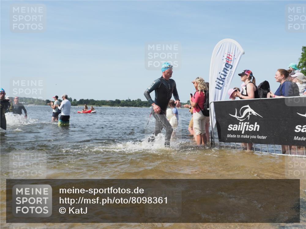 22.06.2025 - Viking Triathlon KatJ http://msf.ph/oto/8098361 22.06.2025 10:31:58 Schwimmen 63, 87, 124, 125, 193, 226, 271, 435, 449, 464, 488, 507, 555, 658 meine-sportfotos.de