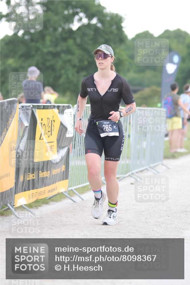 22.06.2025 - Viking Triathlon H.Heesch http://msf.ph/oto/8098367 22.06.2025 16:27:50 Laufen 31, 285 meine-sportfotos.de