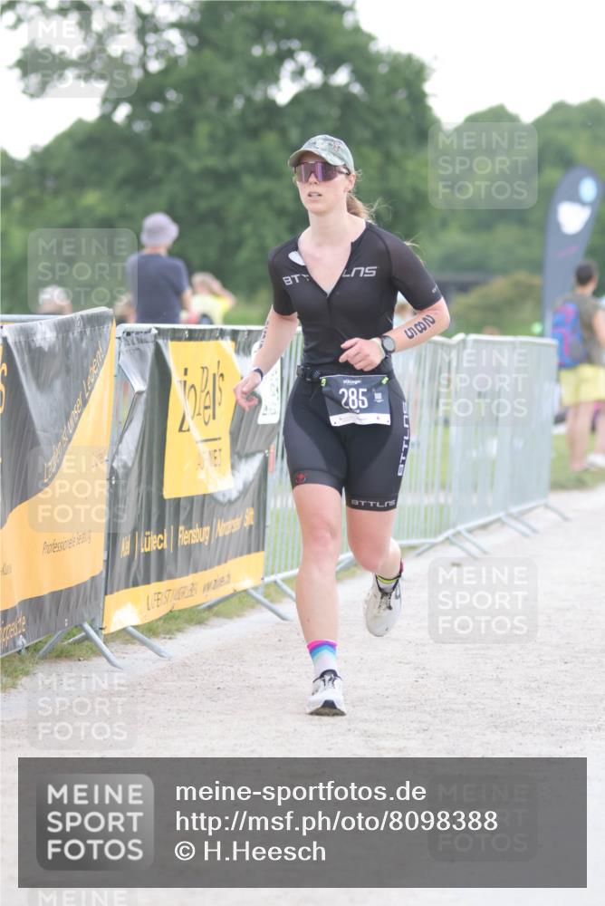 22.06.2025 - Viking Triathlon H.Heesch http://msf.ph/oto/8098388 22.06.2025 16:27:50 Laufen 31, 285 meine-sportfotos.de