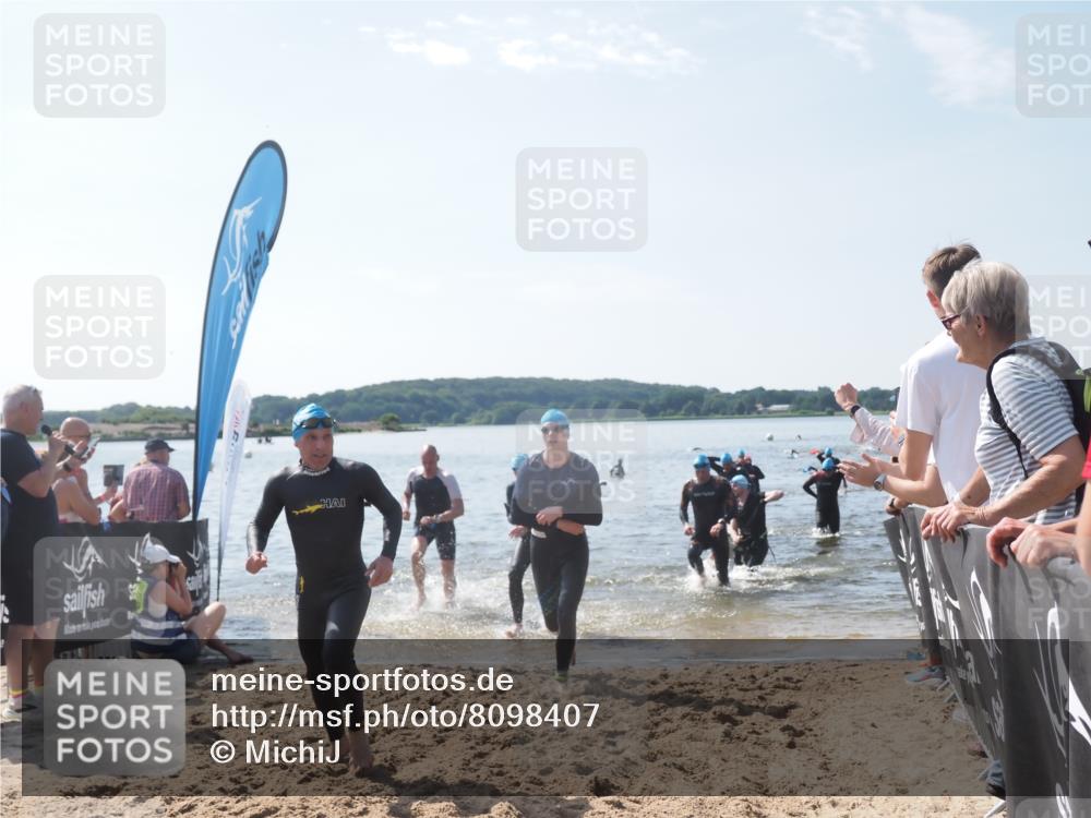 22.06.2025 - Viking Triathlon MichiJ http://msf.ph/oto/8098407 22.06.2025 10:43:19 Schwimmen 31, 109, 110, 115, 167, 257, 328, 483, 489, 501 meine-sportfotos.de