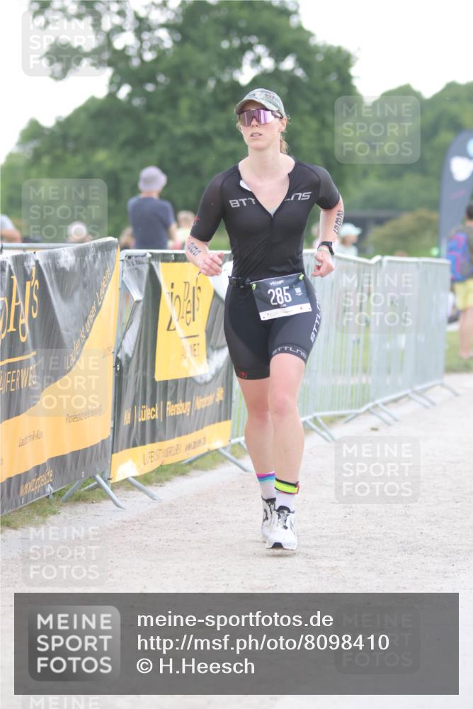 22.06.2025 - Viking Triathlon H.Heesch http://msf.ph/oto/8098410 22.06.2025 16:27:50 Laufen 31, 285 meine-sportfotos.de