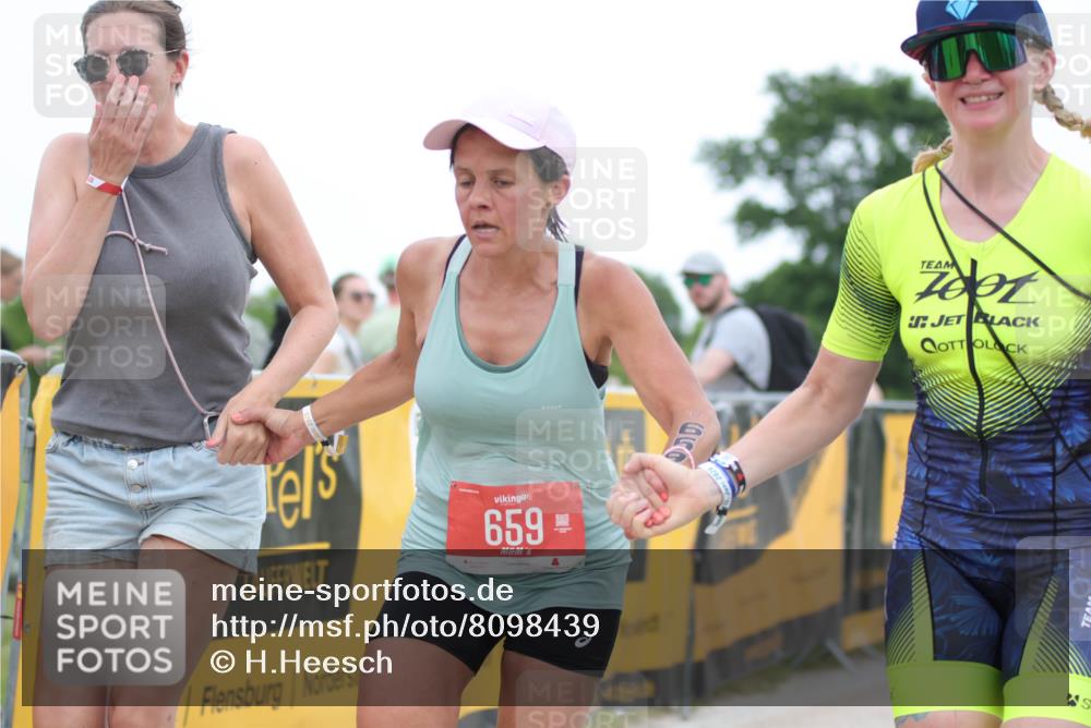 22.06.2025 - Viking Triathlon H.Heesch http://msf.ph/oto/8098439 22.06.2025 15:36:54 Laufen 480, 659 meine-sportfotos.de
