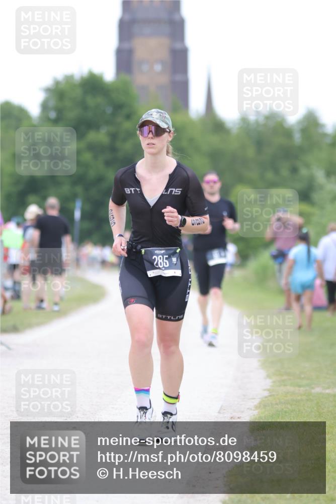 22.06.2025 - Viking Triathlon H.Heesch http://msf.ph/oto/8098459 22.06.2025 15:37:05 Laufen 51, 285 meine-sportfotos.de
