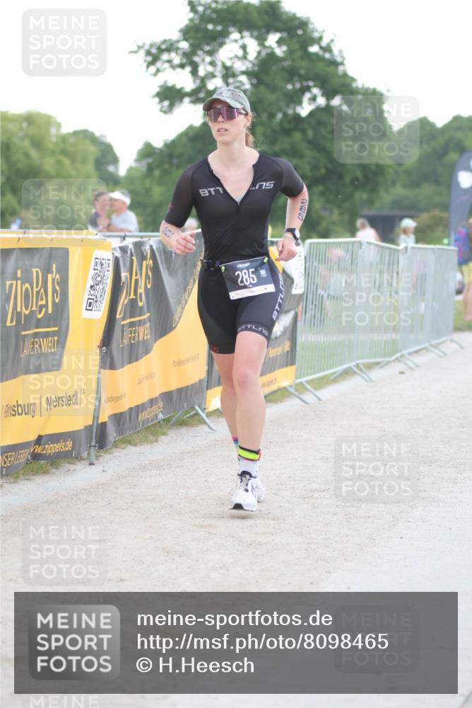 22.06.2025 - Viking Triathlon H.Heesch http://msf.ph/oto/8098465 22.06.2025 16:27:51 Laufen 31, 285 meine-sportfotos.de