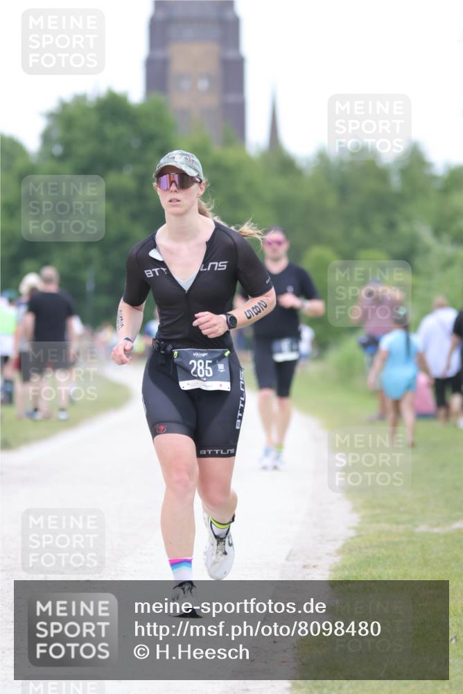 22.06.2025 - Viking Triathlon H.Heesch http://msf.ph/oto/8098480 22.06.2025 15:37:05 Laufen 51, 285 meine-sportfotos.de
