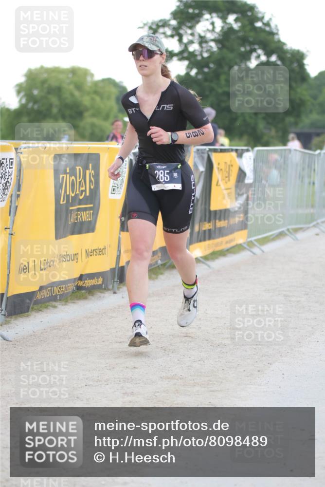 22.06.2025 - Viking Triathlon H.Heesch http://msf.ph/oto/8098489 22.06.2025 16:27:51 Laufen 31, 285 meine-sportfotos.de