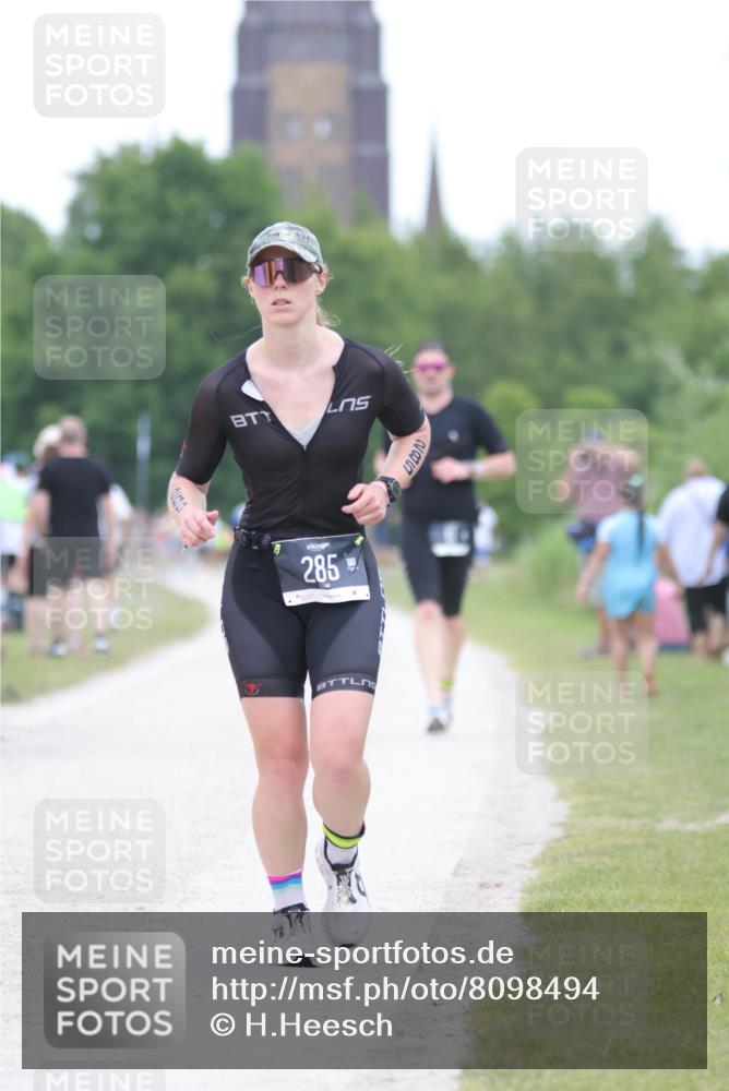 22.06.2025 - Viking Triathlon H.Heesch http://msf.ph/oto/8098494 22.06.2025 15:37:05 Laufen 51, 285 meine-sportfotos.de