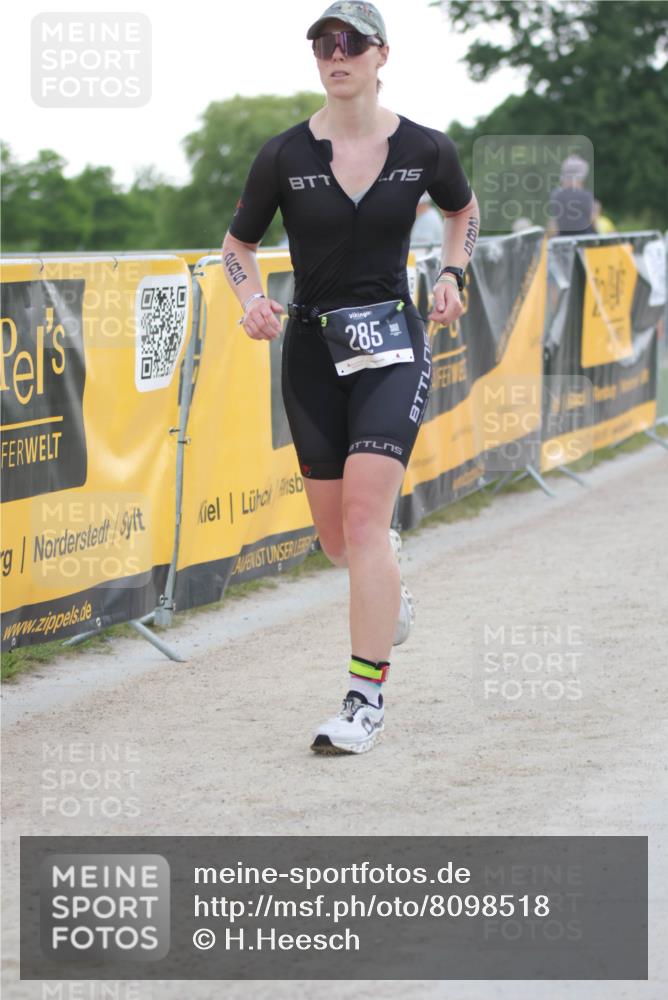 22.06.2025 - Viking Triathlon H.Heesch http://msf.ph/oto/8098518 22.06.2025 16:27:52 Laufen 31, 285, 601 meine-sportfotos.de
