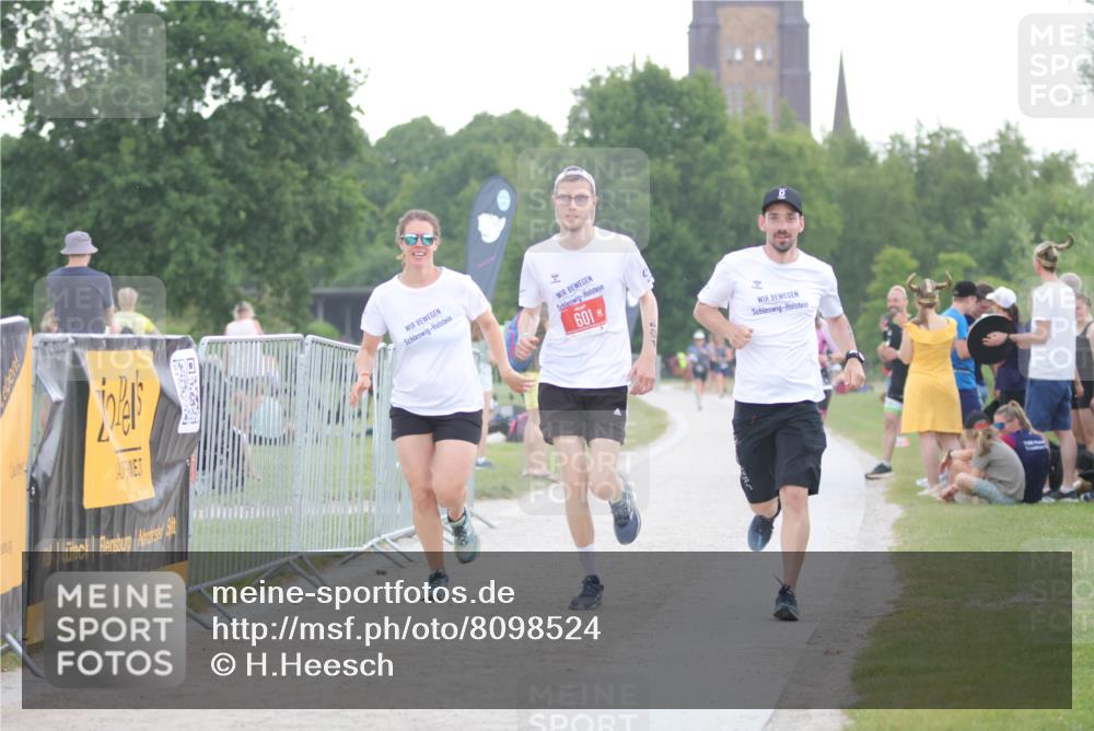 22.06.2025 - Viking Triathlon H.Heesch http://msf.ph/oto/8098524 22.06.2025 16:27:58 Laufen 601 meine-sportfotos.de