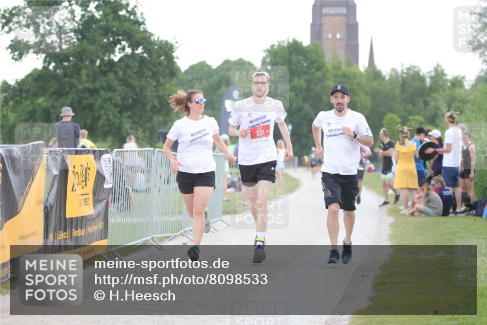 22.06.2025 - Viking Triathlon H.Heesch http://msf.ph/oto/8098533 22.06.2025 16:27:58 Laufen 601 meine-sportfotos.de