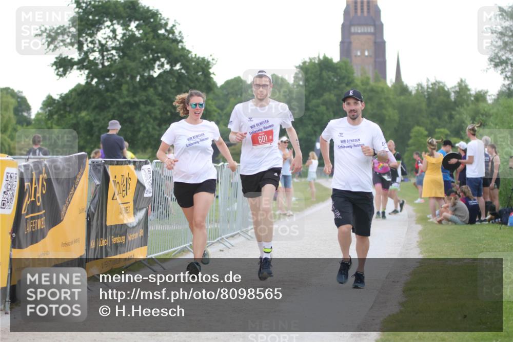 22.06.2025 - Viking Triathlon H.Heesch http://msf.ph/oto/8098565 22.06.2025 16:27:59 Laufen 601 meine-sportfotos.de