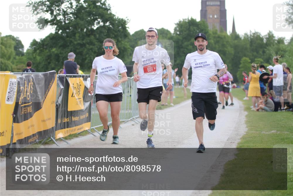 22.06.2025 - Viking Triathlon H.Heesch http://msf.ph/oto/8098578 22.06.2025 16:27:59 Laufen 601 meine-sportfotos.de