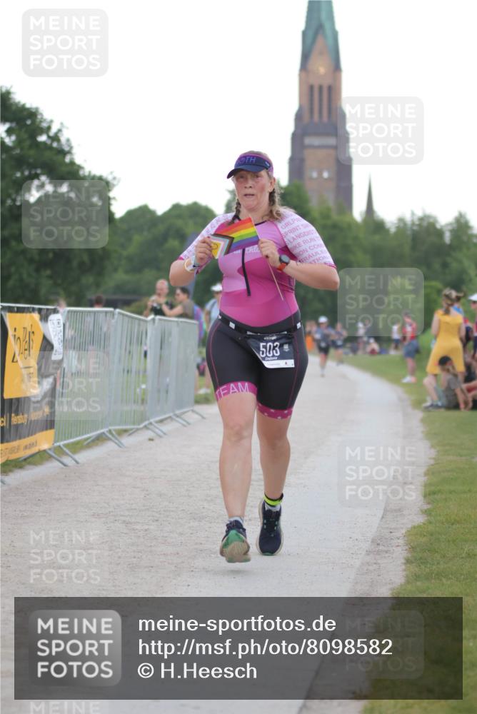 22.06.2025 - Viking Triathlon H.Heesch http://msf.ph/oto/8098582 22.06.2025 16:28:08 Laufen 503 meine-sportfotos.de