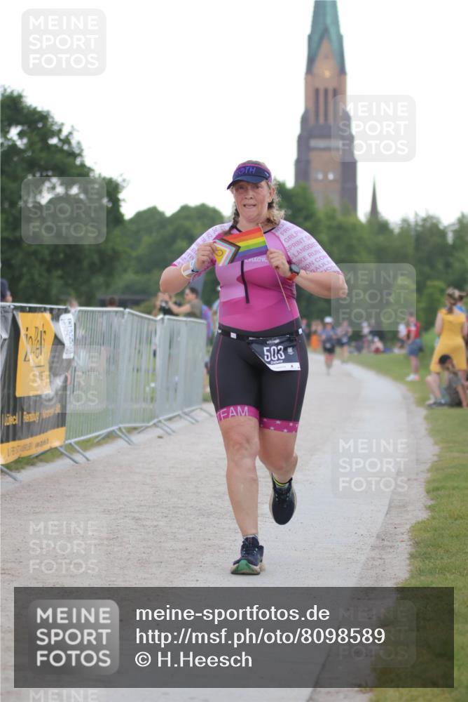 22.06.2025 - Viking Triathlon H.Heesch http://msf.ph/oto/8098589 22.06.2025 16:28:08 Laufen 503 meine-sportfotos.de
